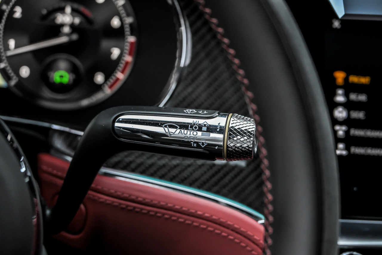 Used 2023 Bentley Continental GT V8 image 40