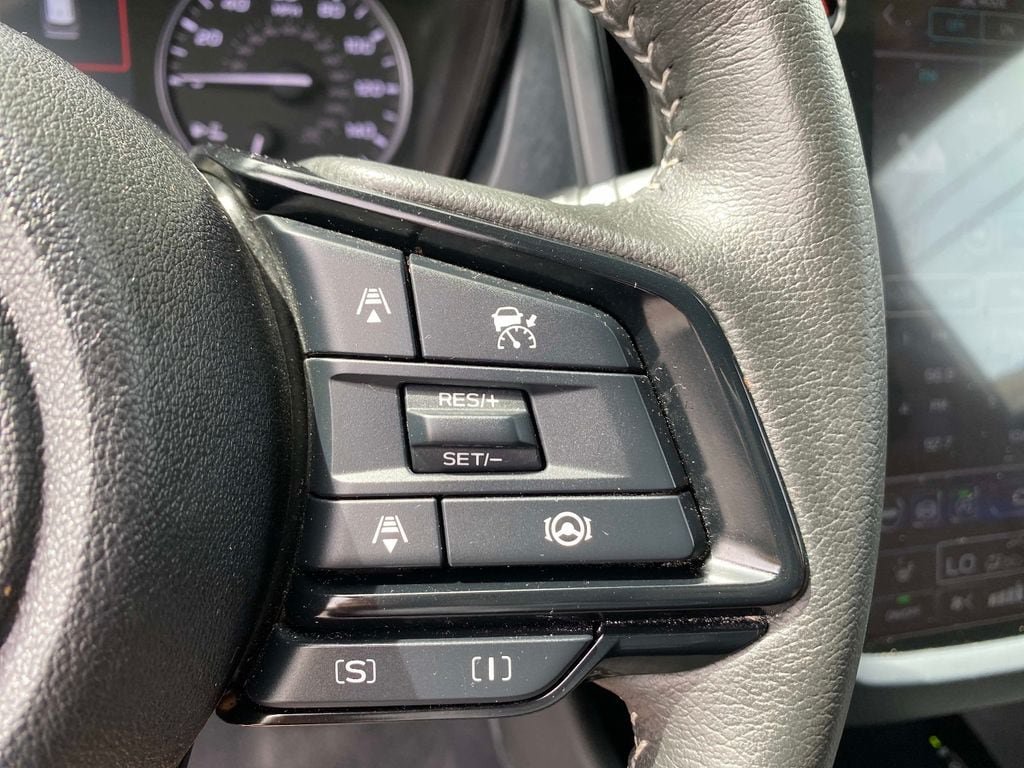 Certified 2025 Subaru Forester Premium AWD/4WD image 18
