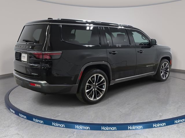 Used 2022 Jeep Wagoneer Series III w/ Premium Group I AWD/4WD image 6