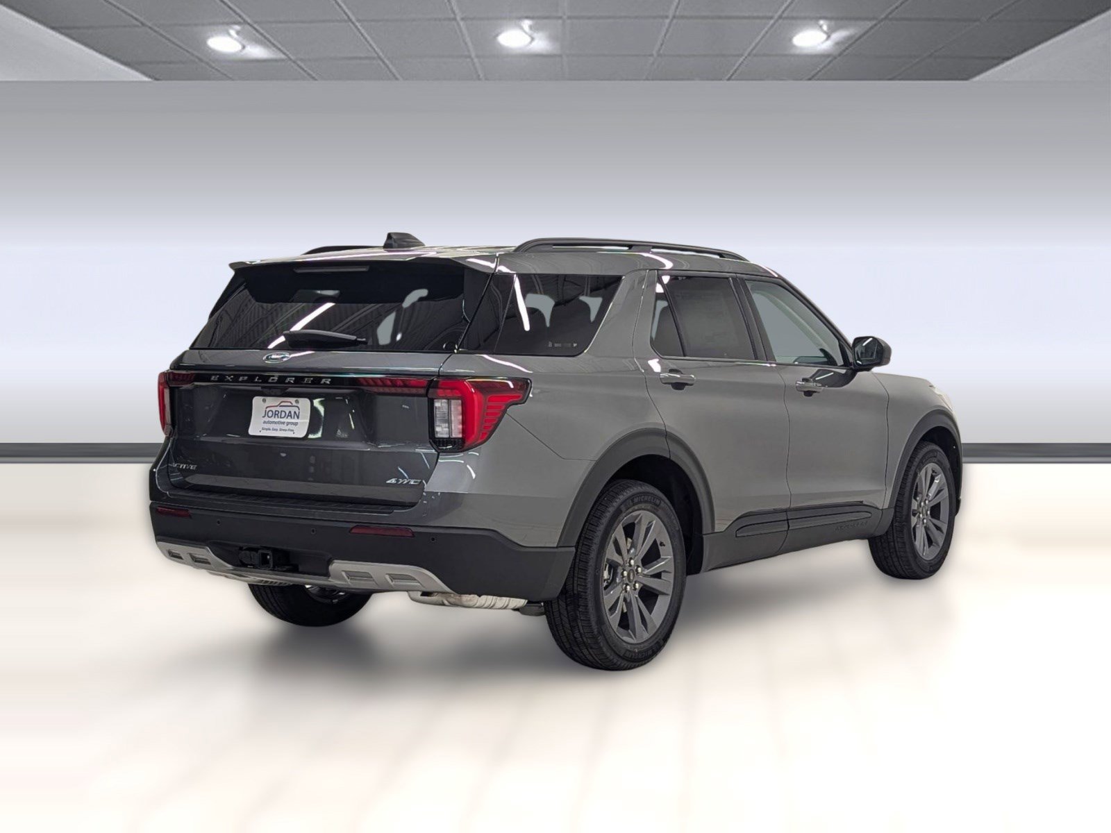 New 2026 Ford Explorer Active w/ Active Comfort Package image 7
