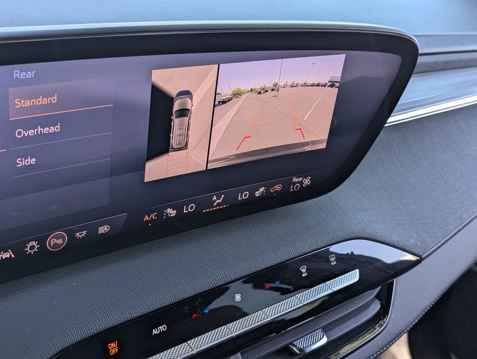 Certified 2025 Buick Enclave Preferred image 29