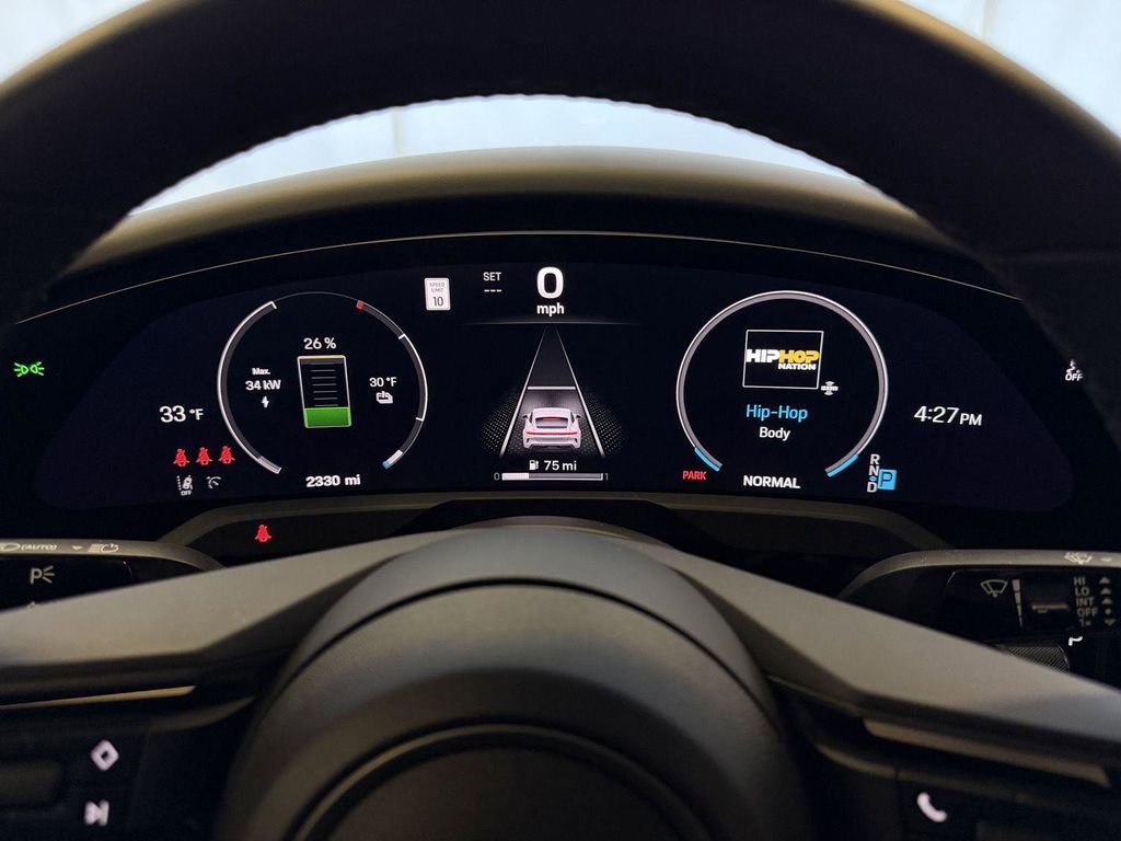 Certified 2025 Porsche Taycan RWD image 21