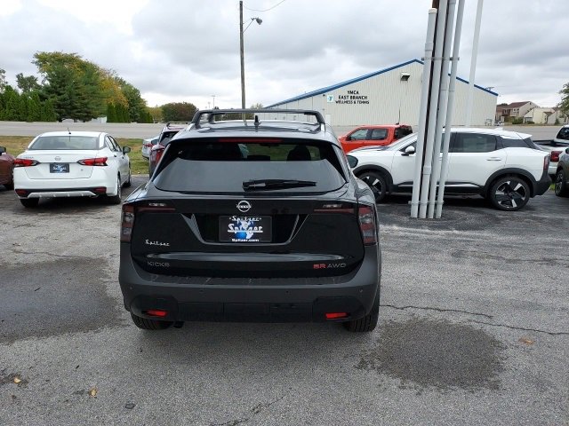 New 2026 Nissan Kicks SR w/ Cold Weather Package image 4