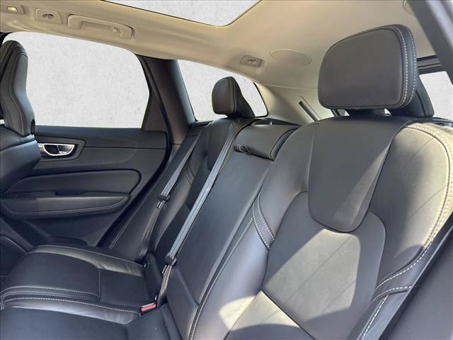 Used 2024 Volvo XC60 B5 Ultimate w/ Protection Package Premier AWD/4WD image 21