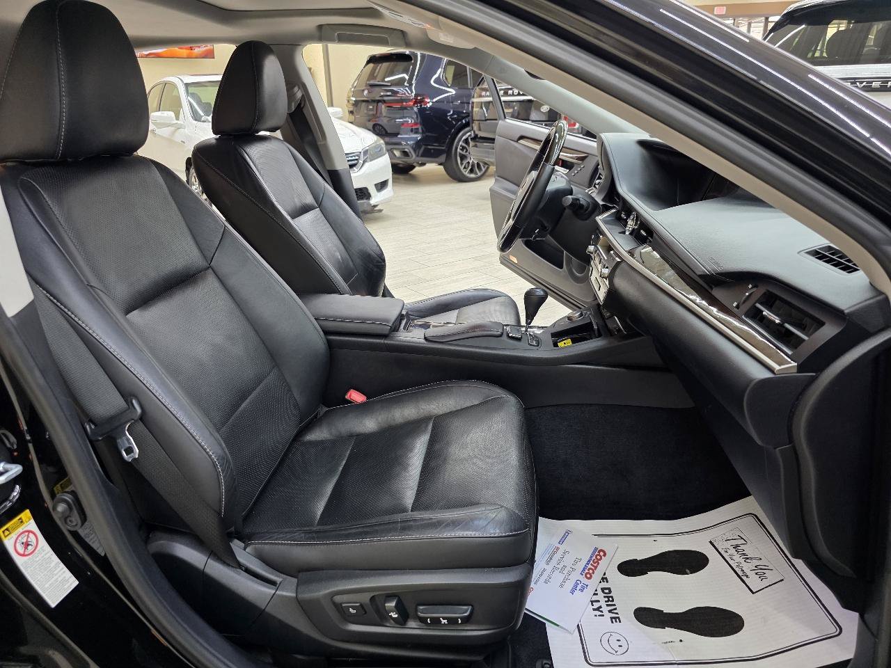 Used 2015 Lexus ES 350 w/ Luxury Package FWD image 20