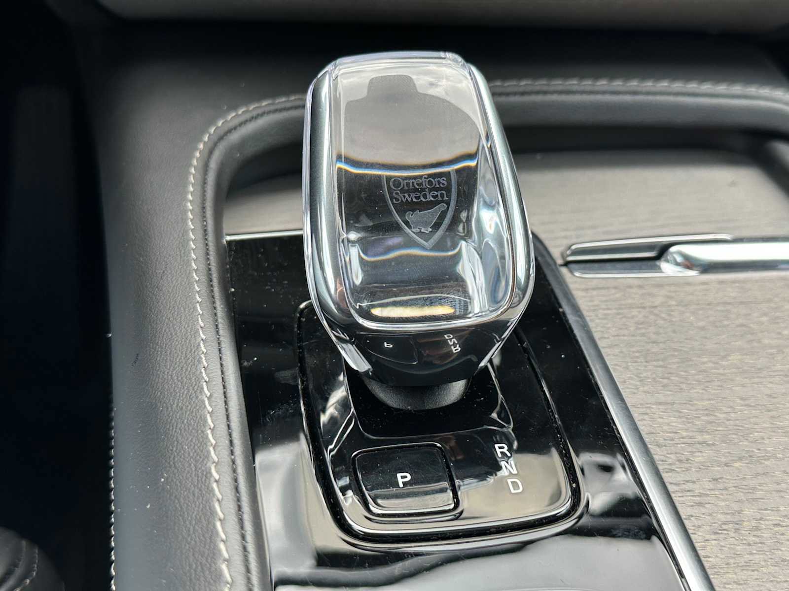 Certified 2024 Volvo XC90 T8 Ultimate w/ Protection Package AWD/4WD image 30