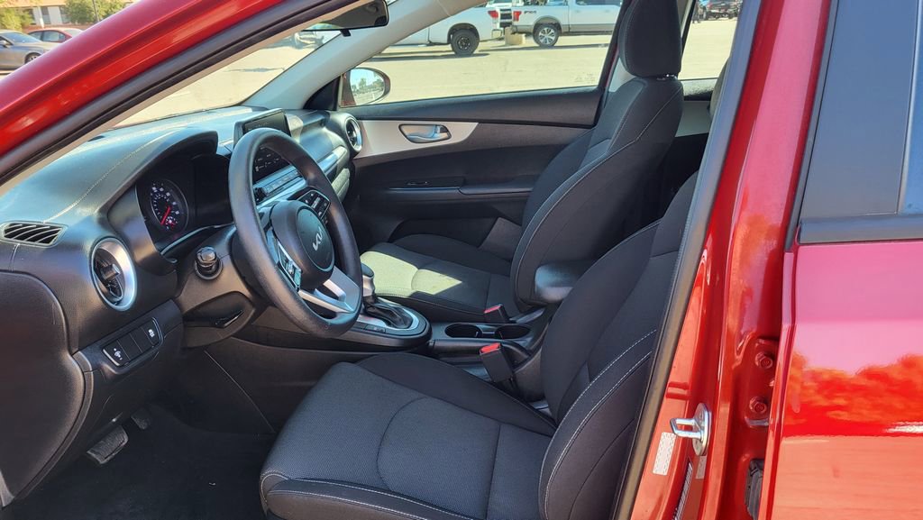 Used 2023 Kia Forte LXS image 23