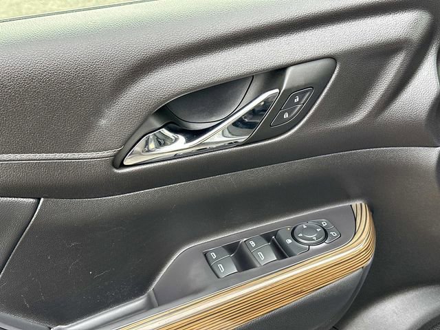 Used 2022 GMC Acadia SLE w/ Elevation Edition image 18