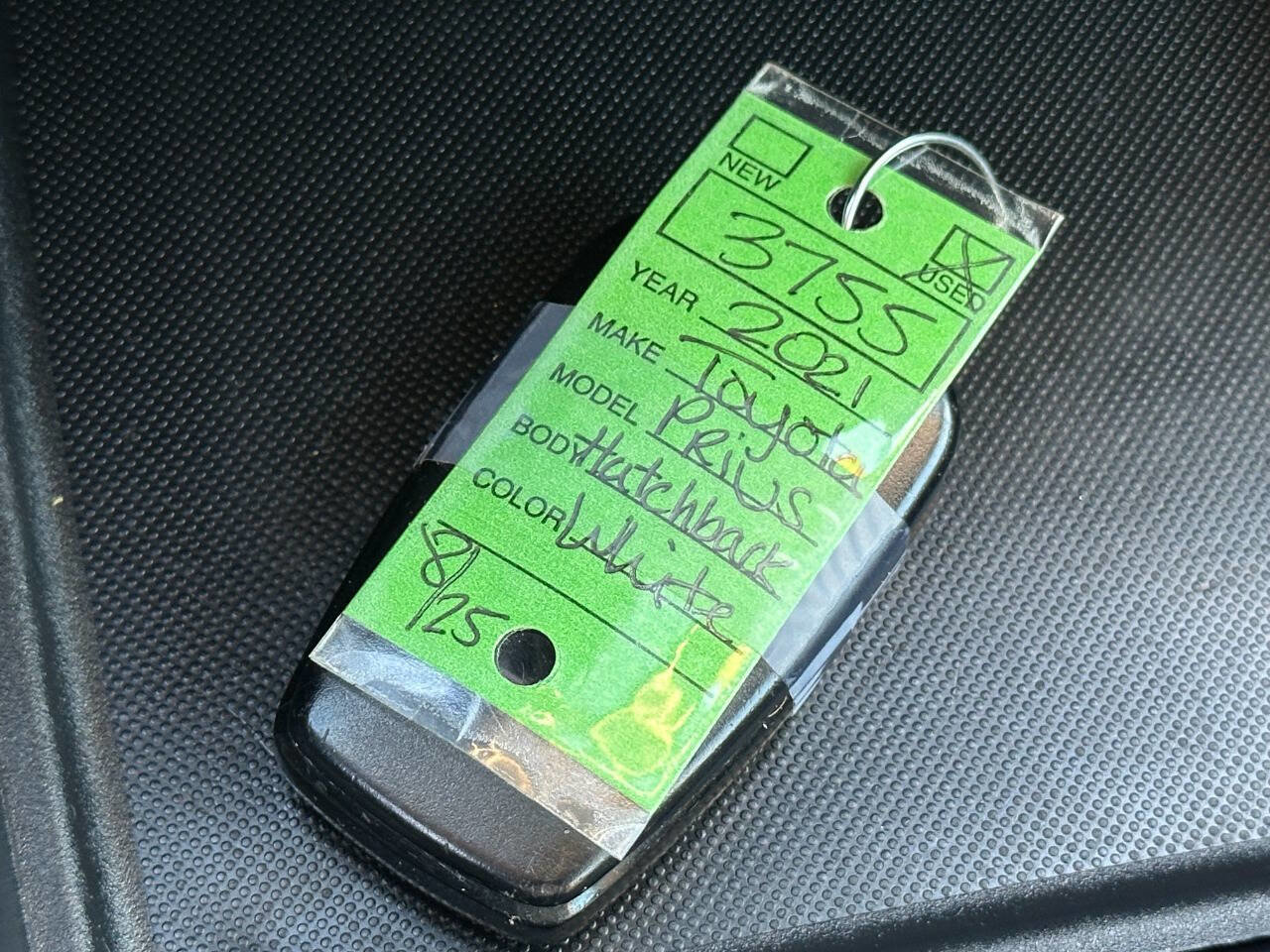 Used 2021 Toyota Prius LE image 52