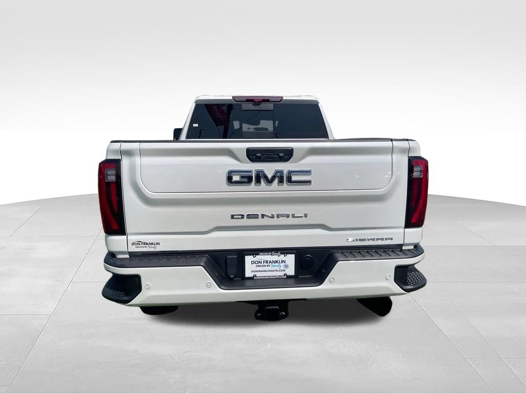 Used 2024 GMC Sierra 2500 Denali Ultimate AWD/4WD image 4