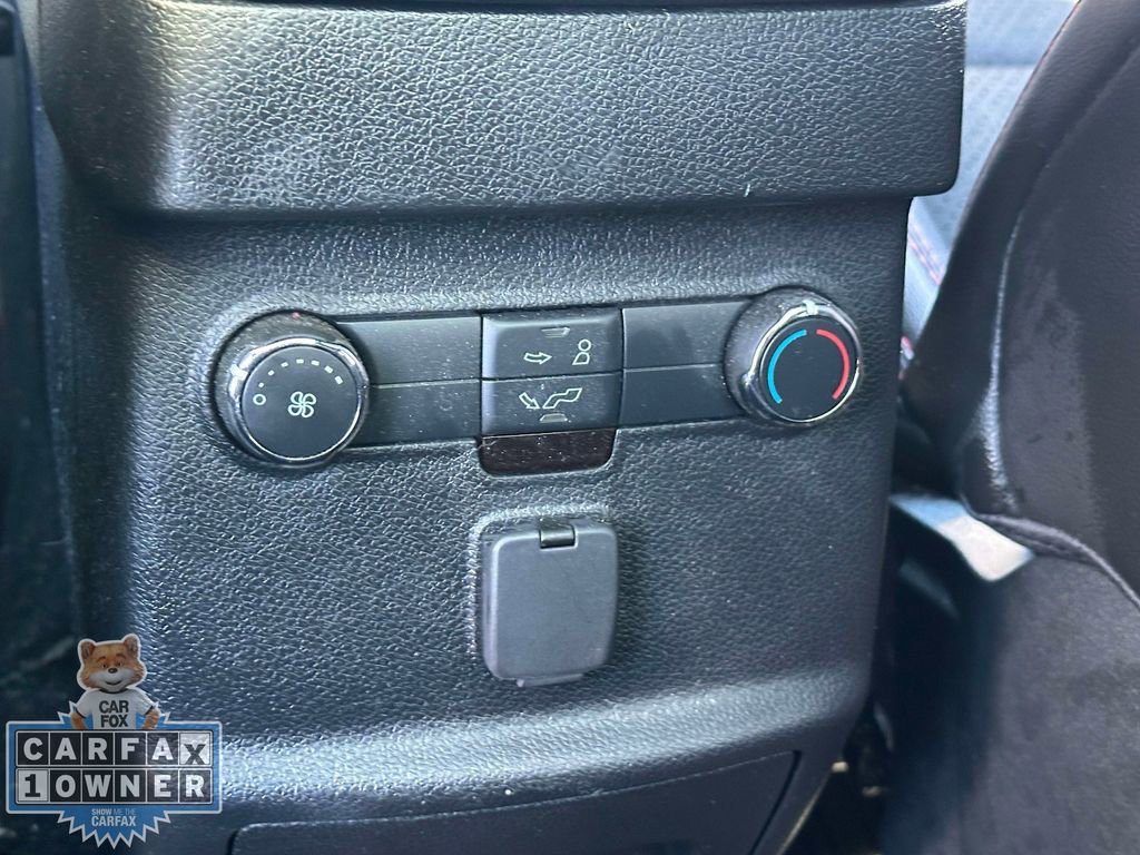 Used 2018 Ford Explorer XLT w/ Equipment Group 202A image 12