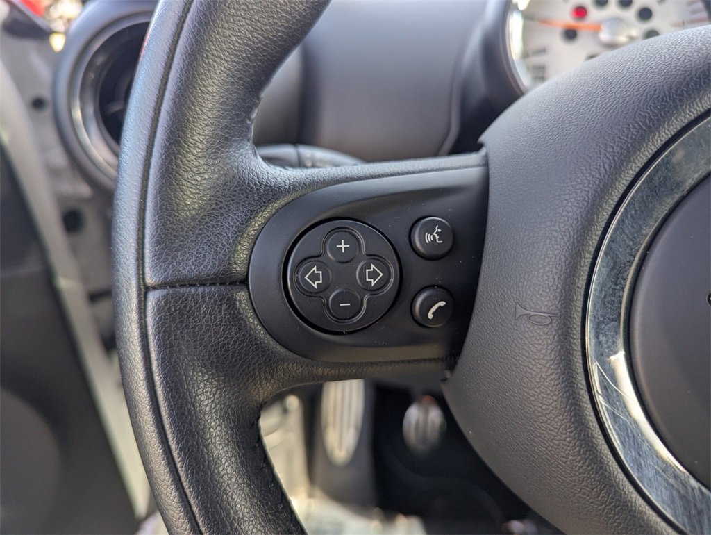 Used 2014 MINI Cooper Countryman S image 28