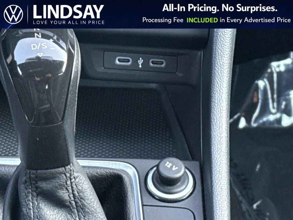 Used 2023 Volkswagen Jetta Sport image 17
