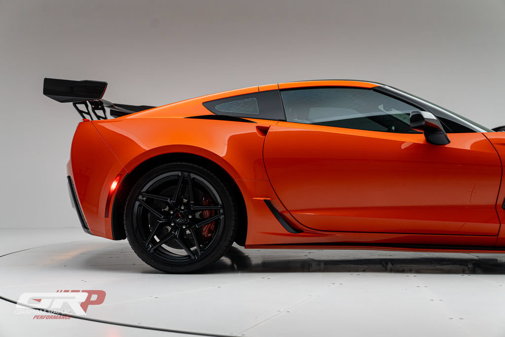 Used 2019 Chevrolet Corvette ZR1 RWD image 15