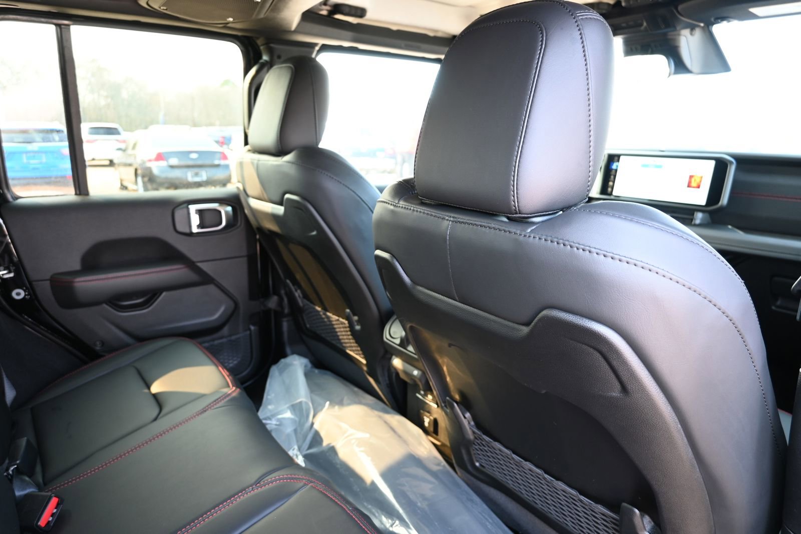 New 2026 Jeep Wrangler Unlimited Rubicon AWD/4WD image 21
