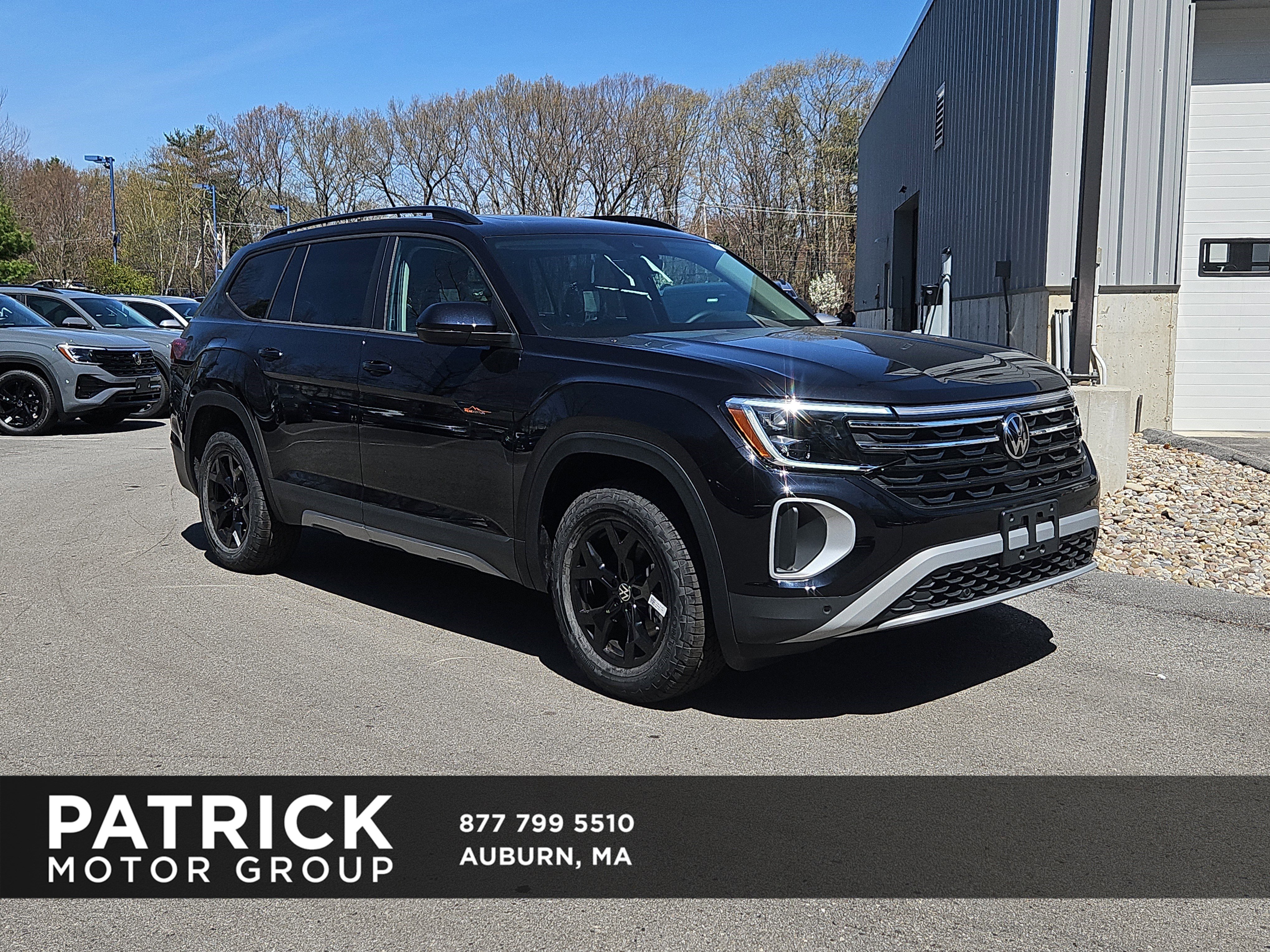 New 2026 Volkswagen Atlas Peak Edition AWD/4WD image 1