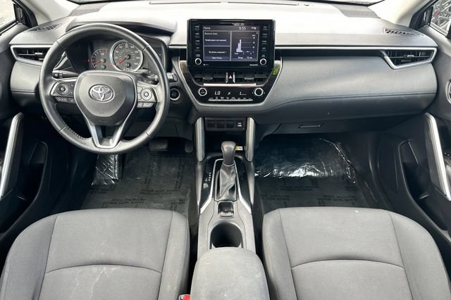 Certified 2022 Toyota Corolla Cross LE w/ Moonroof Package FWD image 17
