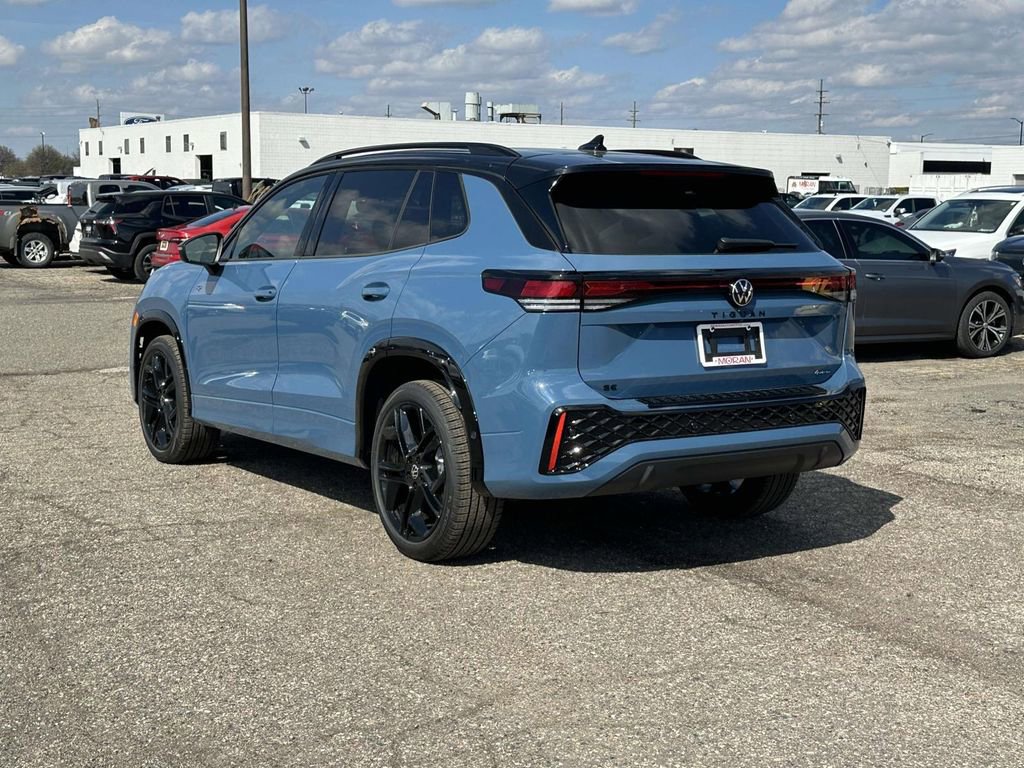 New 2026 Volkswagen Tiguan SE R-Line AWD/4WD image 3