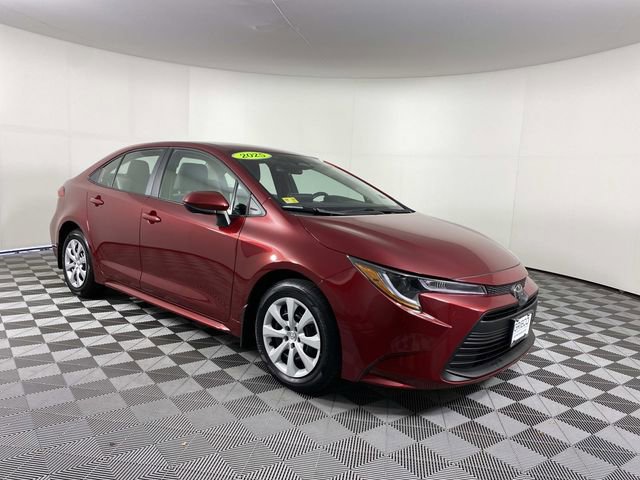 Used 2025 Toyota Corolla LE FWD video 1