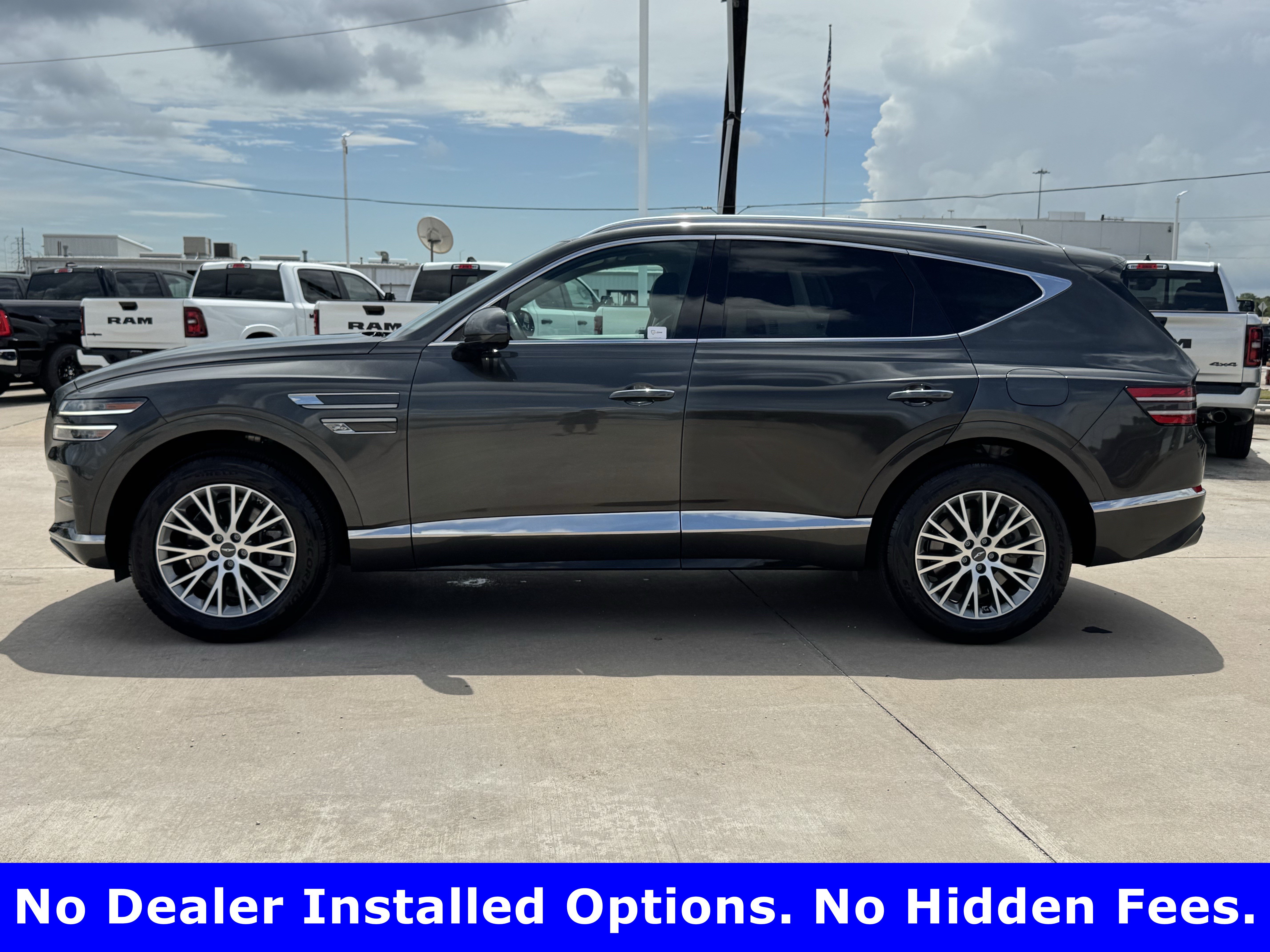 Used 2024 Genesis GV80 2.5T AWD/4WD image 3