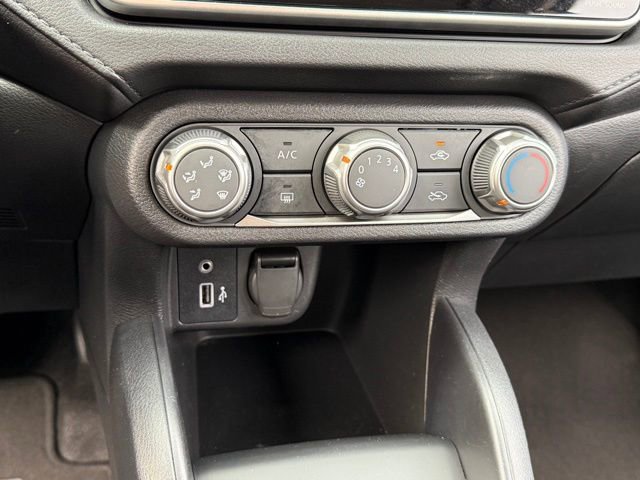Used 2024 Nissan Versa S w/ S Plus Package image 22
