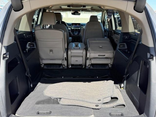Used 2023 Honda Odyssey Touring image 4