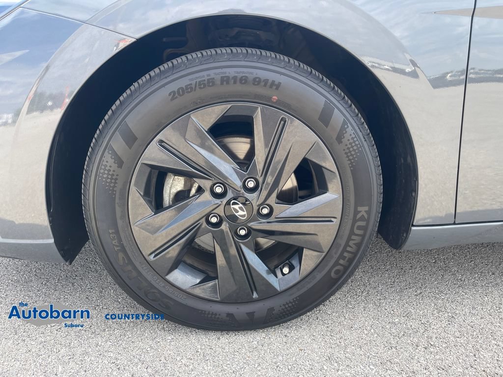 Used 2023 Hyundai Elantra SEL FWD image 25