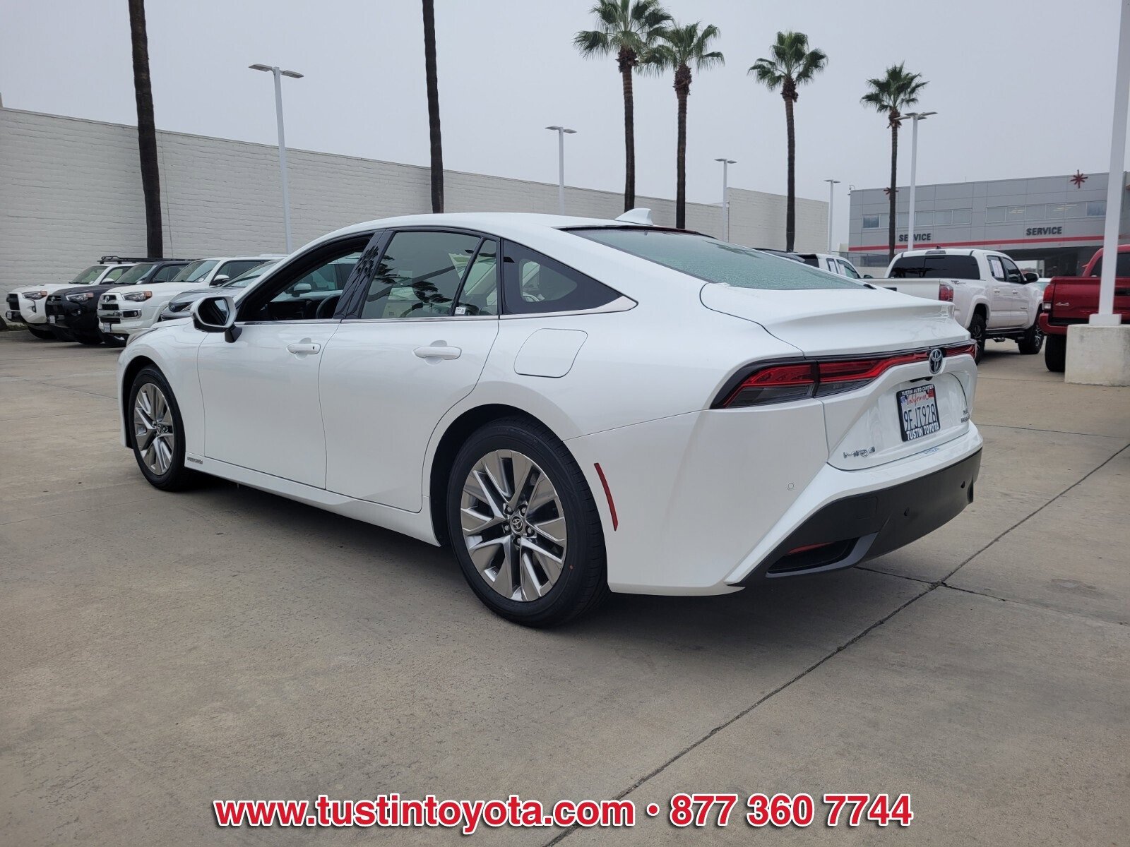 Certified 2023 Toyota Mirai XLE image 6