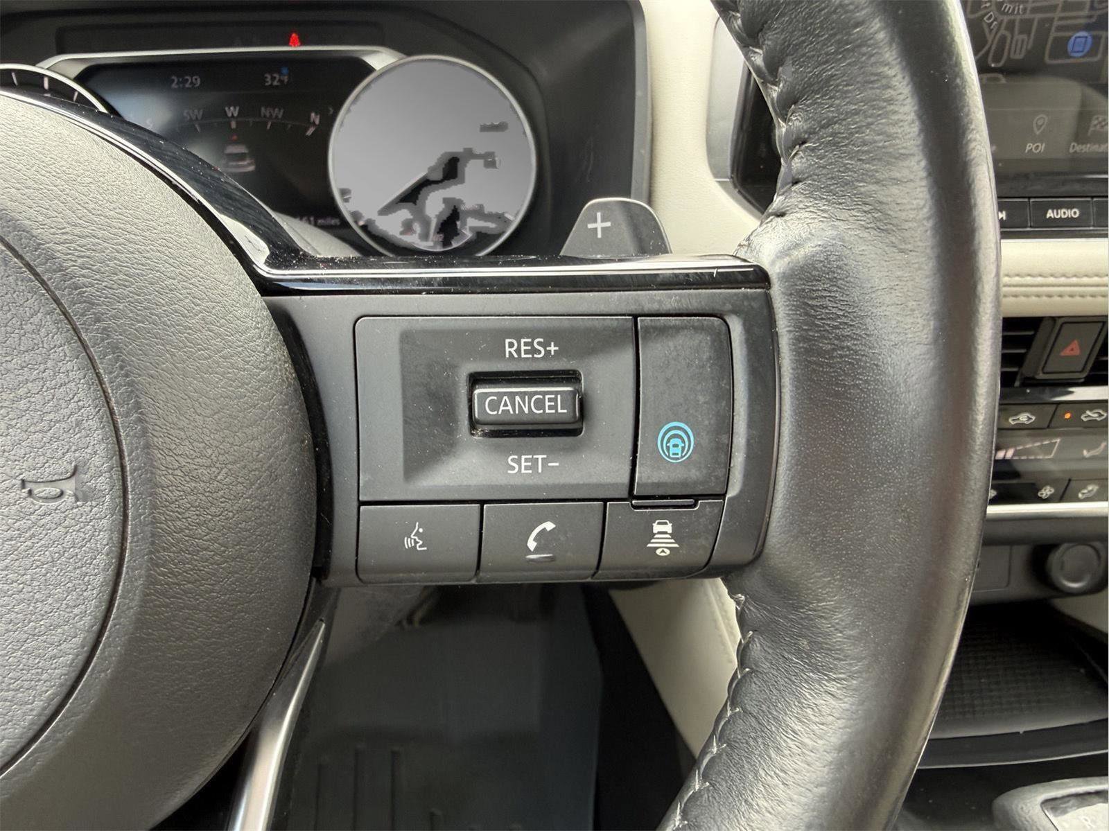 Used 2021 Nissan Rogue SL w/ Premium Package AWD/4WD image 16