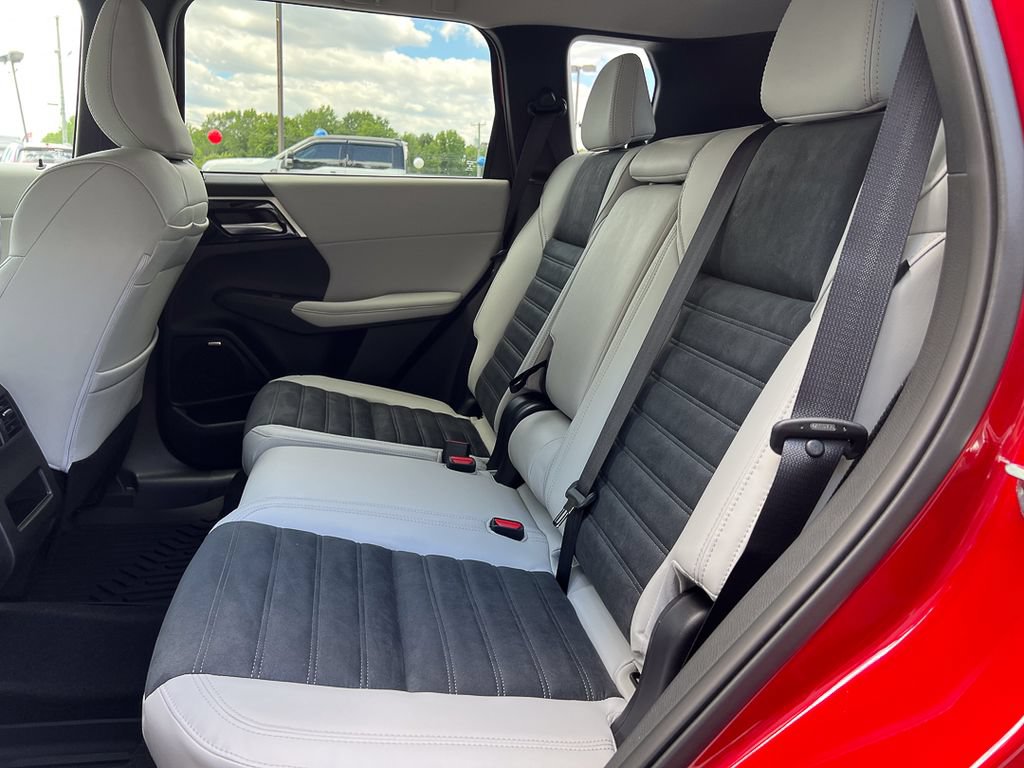 New 2026 Mitsubishi Outlander SE AWD/4WD image 30