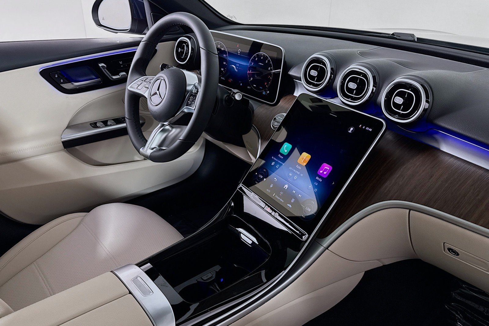 New 2026 Mercedes-Benz C 300 Sedan image 15