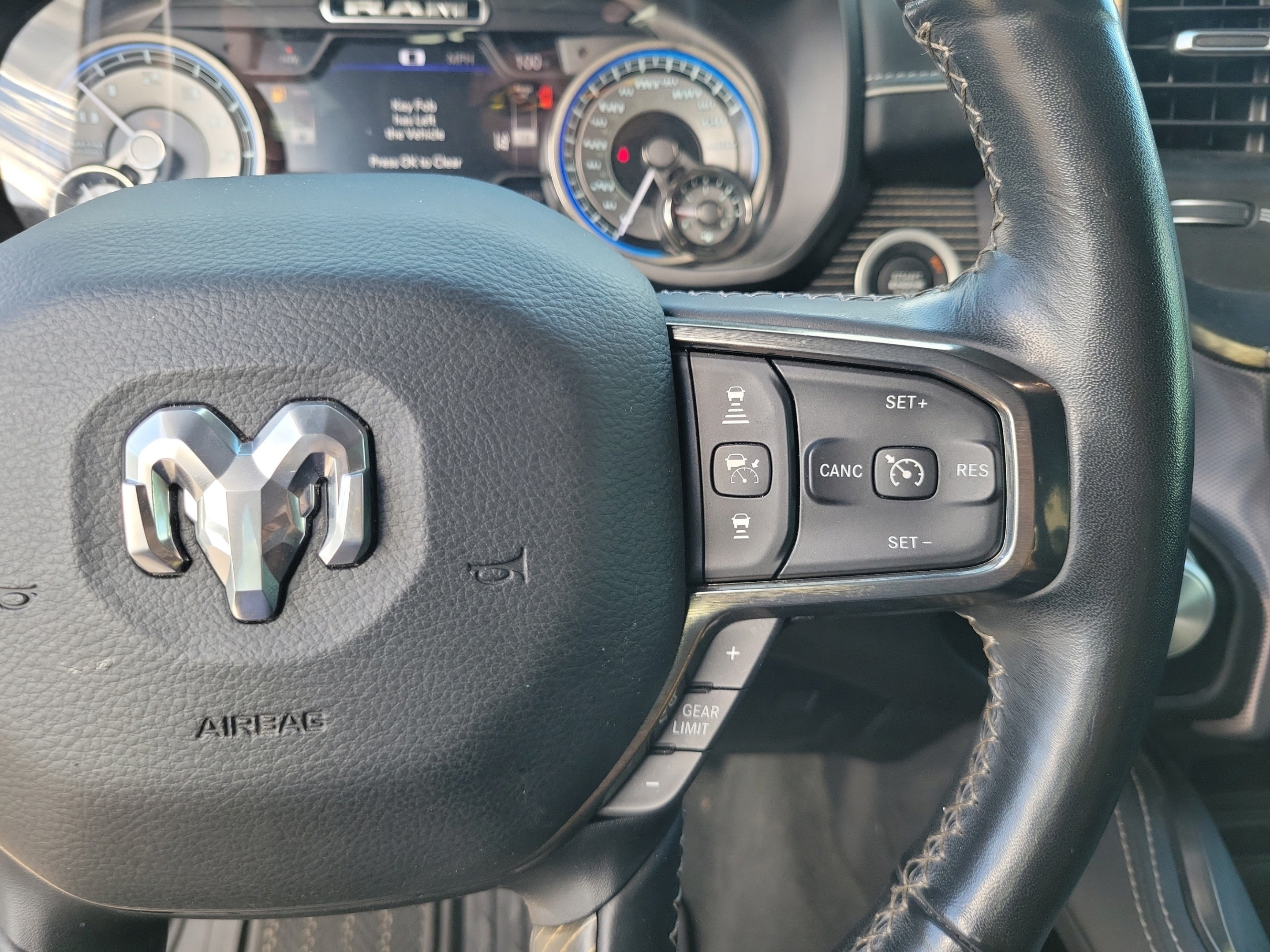 Used 2020 RAM 1500 Limited AWD/4WD image 15