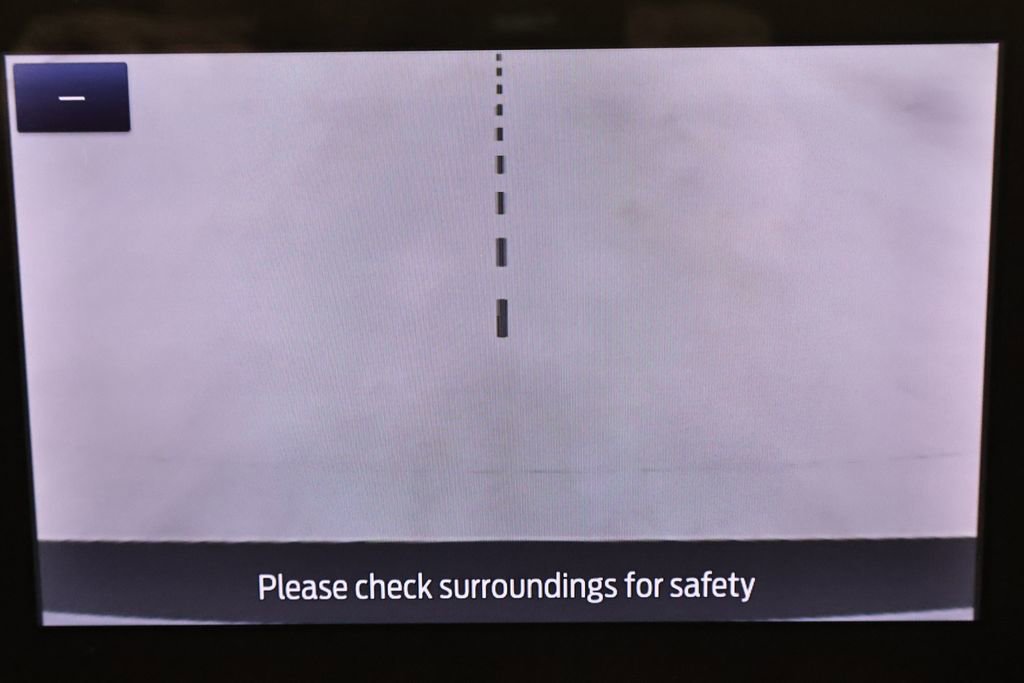 Certified 2020 Ford Explorer XLT w/ Comfort Package image 34