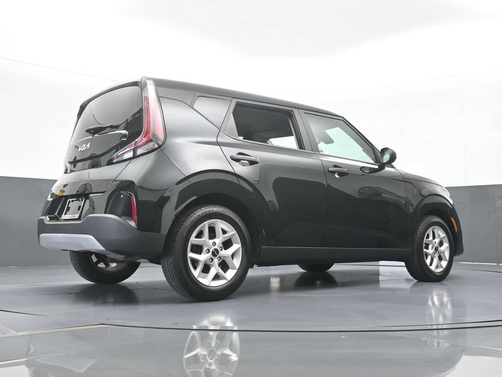 Used 2023 Kia Soul S FWD image 57