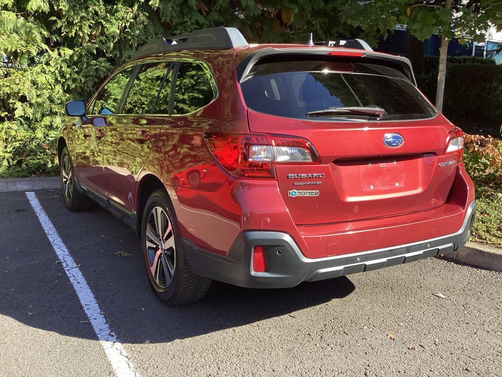Used 2019 Subaru Outback 2.5i Limited AWD/4WD image 9