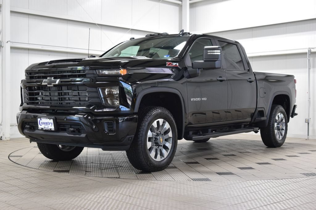 New 2026 Chevrolet Silverado 2500 Custom w/ Custom Value Package AWD/4WD image 3