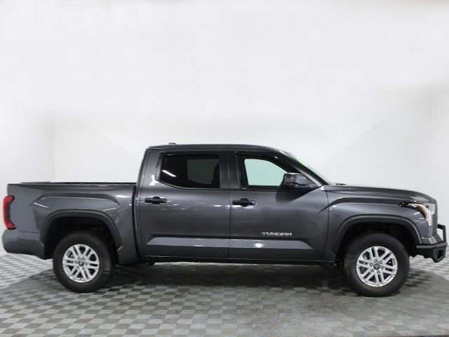 Used 2025 Toyota Tundra SR5 AWD/4WD image 7