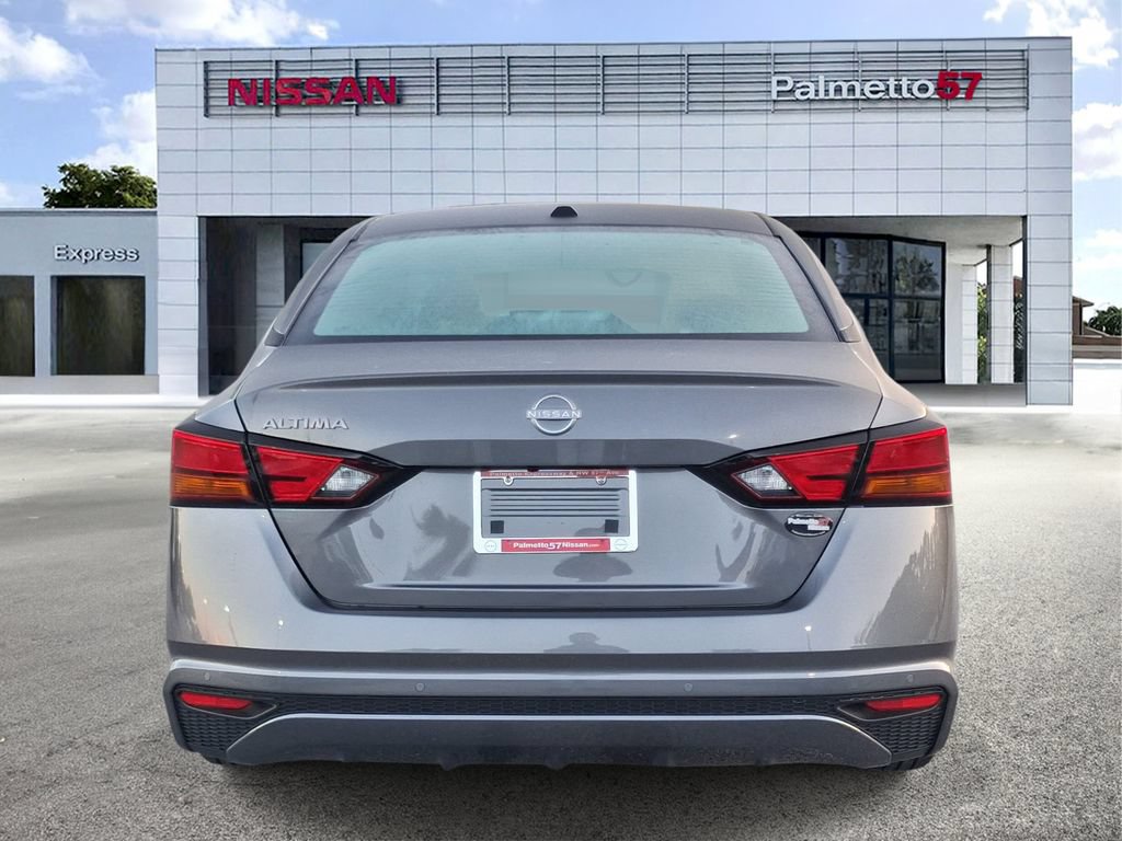 New 2026 Nissan Altima 2.5 SV FWD image 4