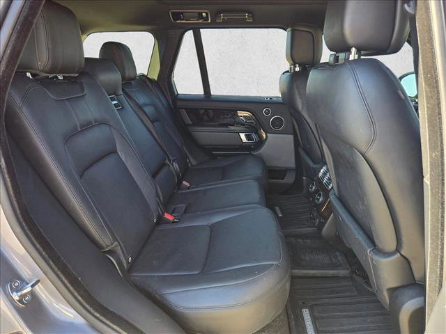 Used 2020 Land Rover Range Rover HSE image 16