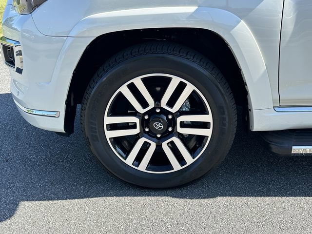 Used 2022 Toyota 4Runner Limited image 12