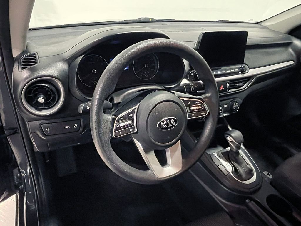 Used 2020 Kia Forte LXS FWD image 20
