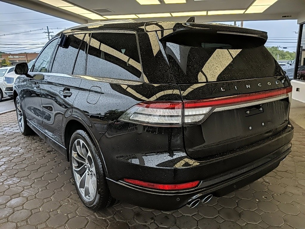 Used 2022 Lincoln Aviator Grand Touring image 7