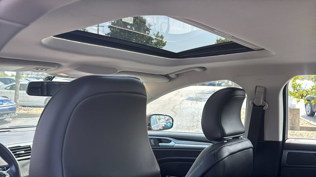 Used 2015 Ford Fusion Titanium AWD/4WD image 31