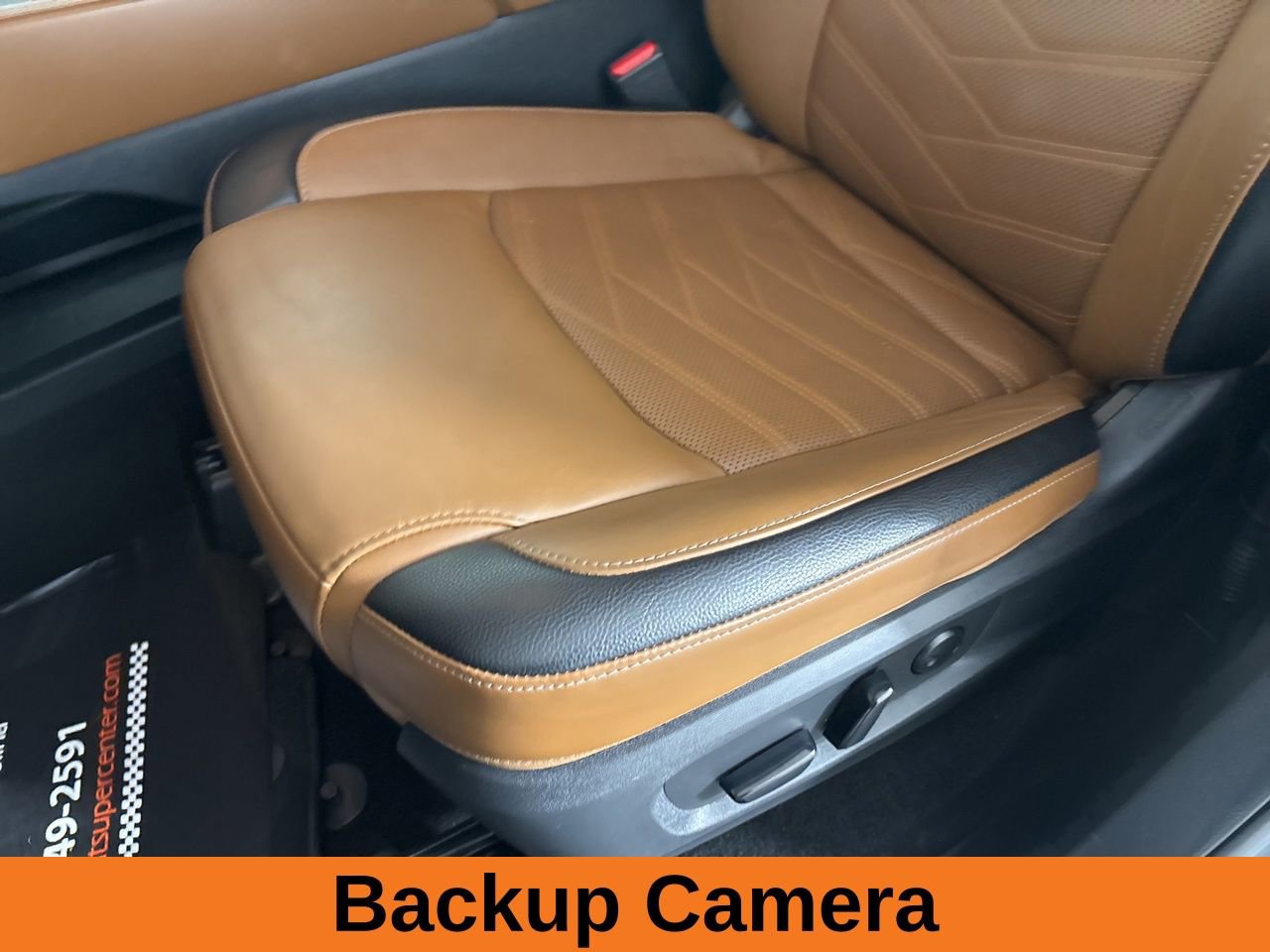 Used 2024 Nissan Pathfinder Platinum w/ Cargo Package image 12