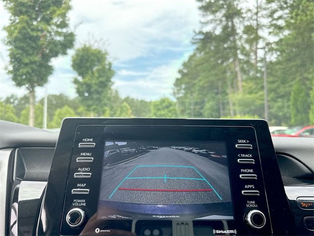 Used 2022 Toyota Camry SE image 17