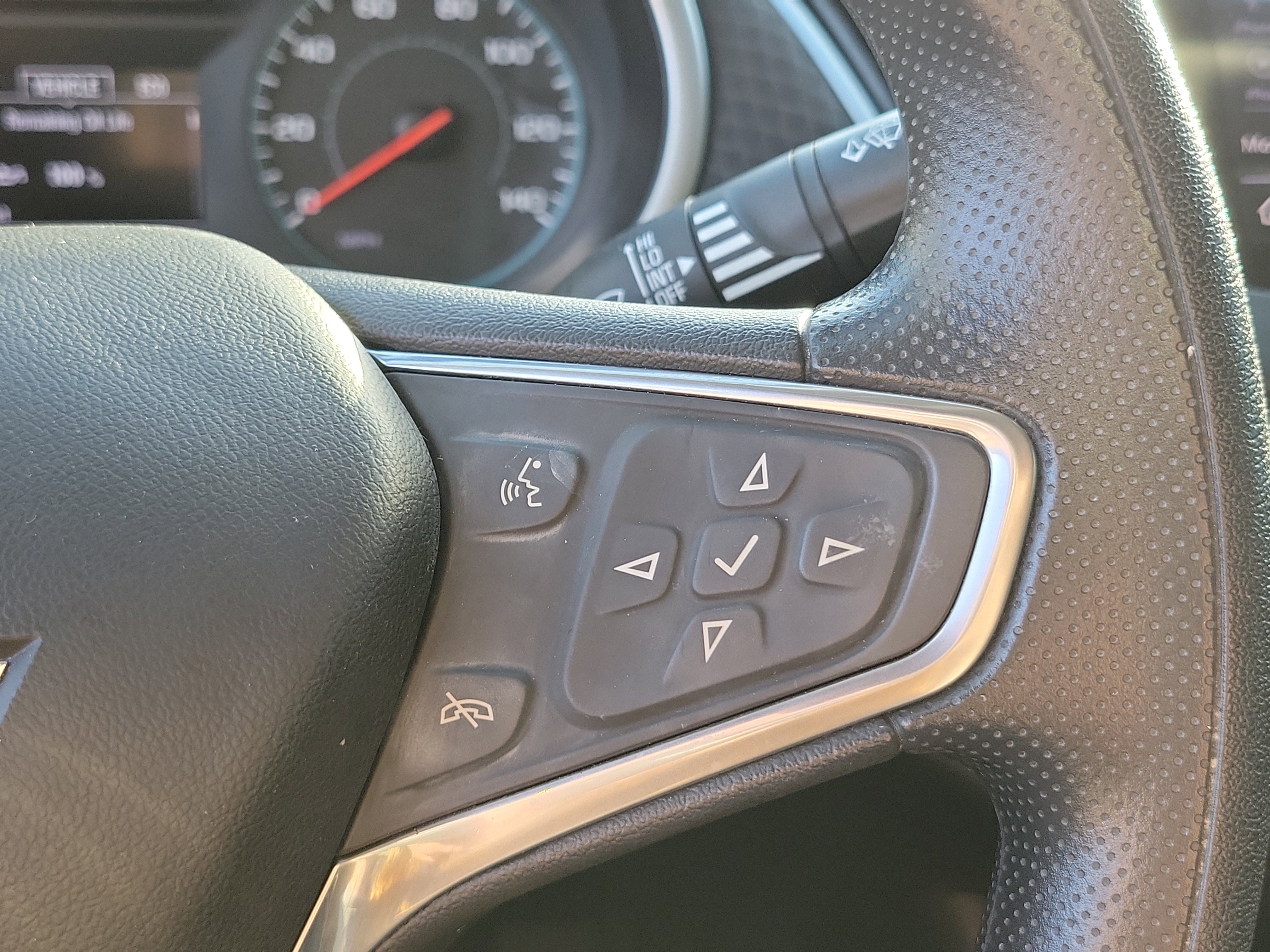 Used 2022 Chevrolet Malibu LS image 25