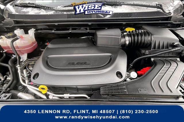 Used 2024 Chrysler Pacifica Limited image 10