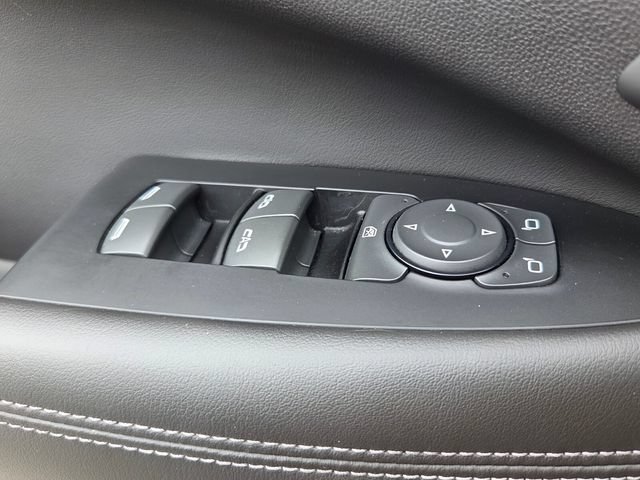 Used 2017 Buick LaCrosse Essence FWD image 29