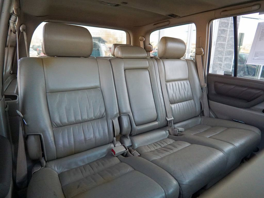 Used 2000 Toyota Land Cruiser image 28