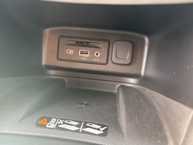 Used 2019 Chevrolet Equinox Premier AWD/4WD image 37